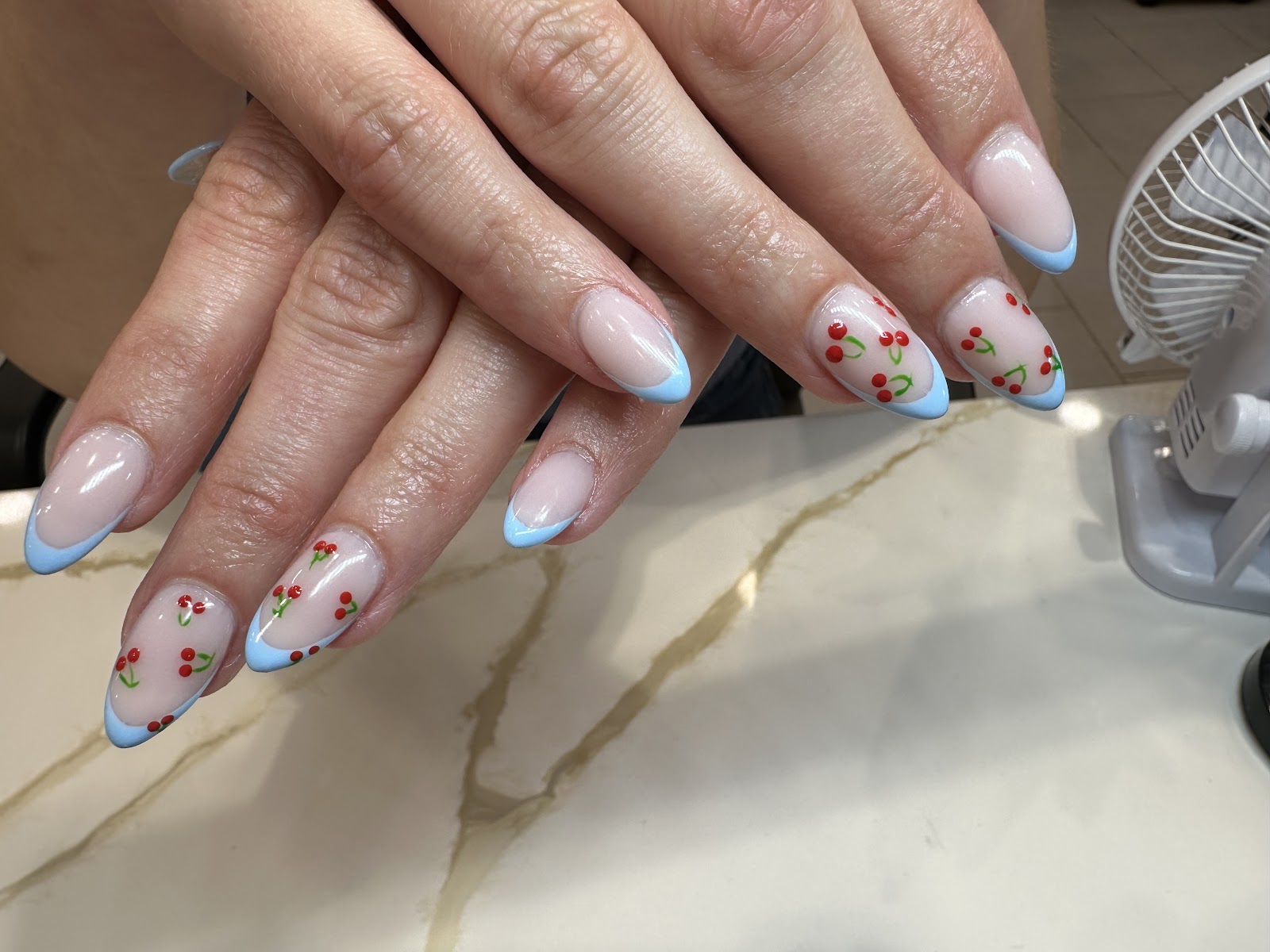 North Hills Nail Spa logo